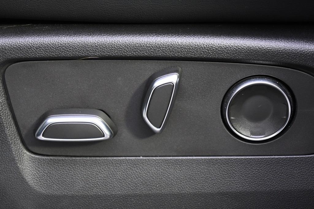 used 2023 Cadillac Escalade car, priced at $72,998