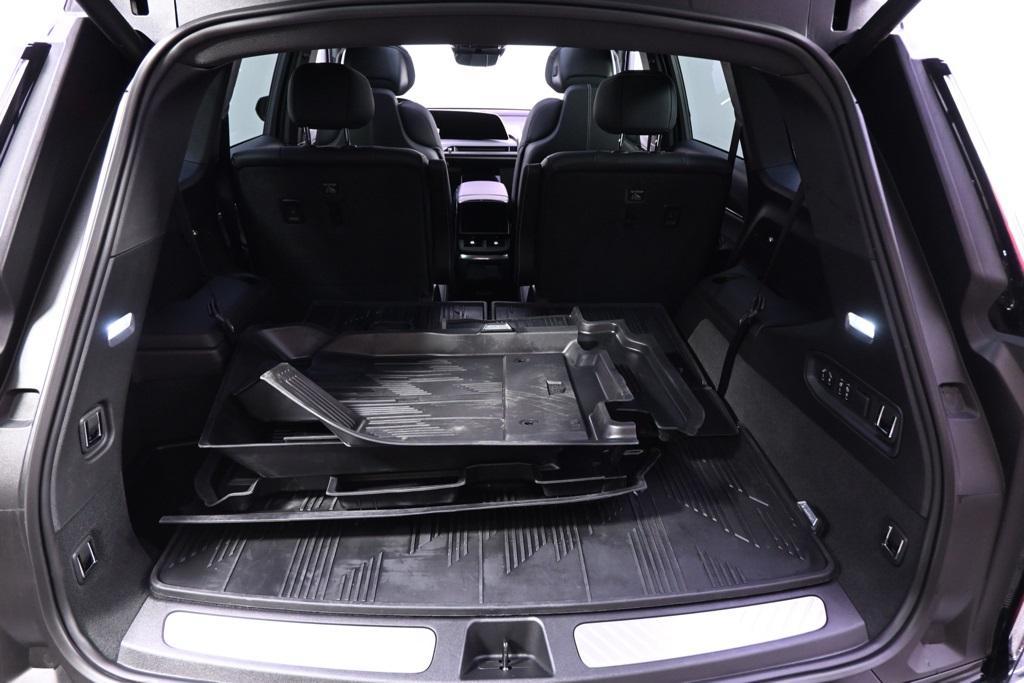 new 2026 Cadillac VISTIQ car, priced at $82,464