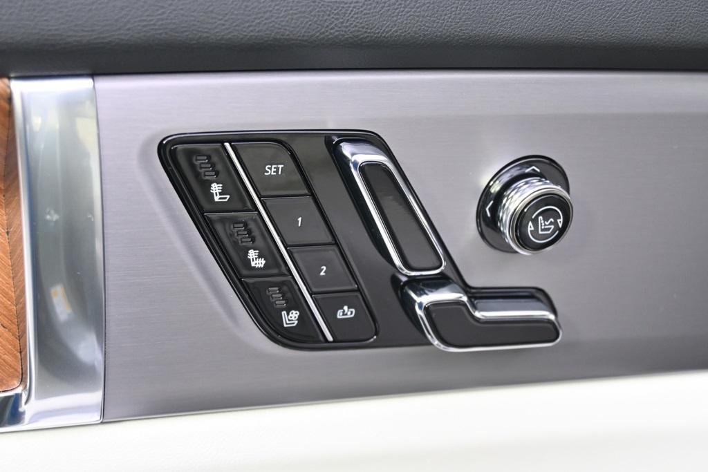 new 2026 Cadillac VISTIQ car, priced at $81,385