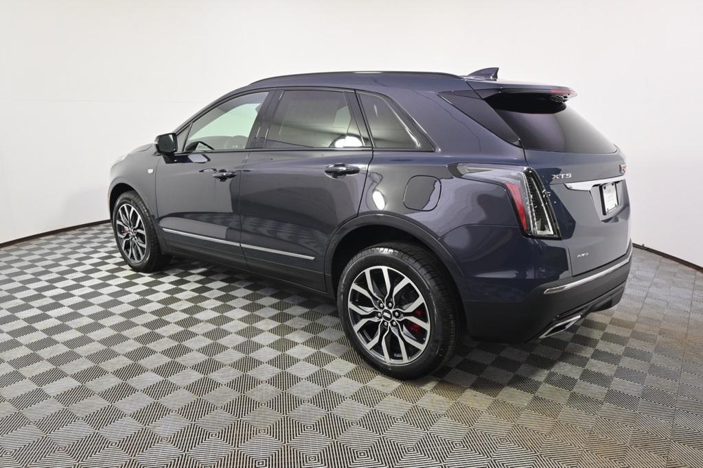 new 2025 Cadillac XT5 car, priced at $64,660