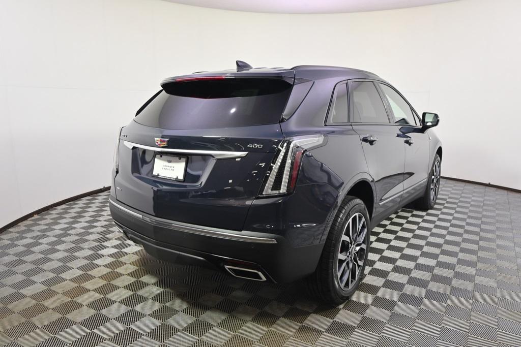 new 2025 Cadillac XT5 car, priced at $64,660