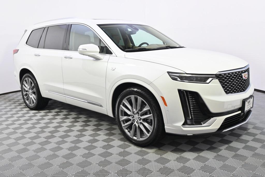 new 2025 Cadillac XT6 car, priced at $75,709