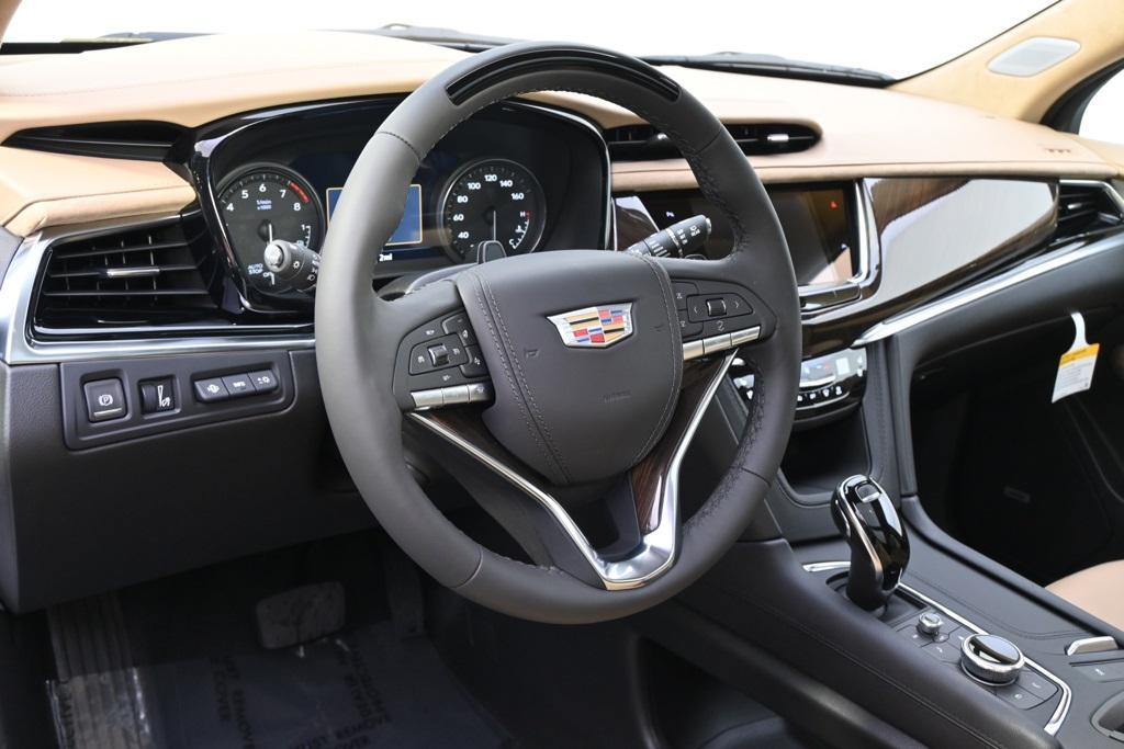 new 2025 Cadillac XT6 car, priced at $75,709