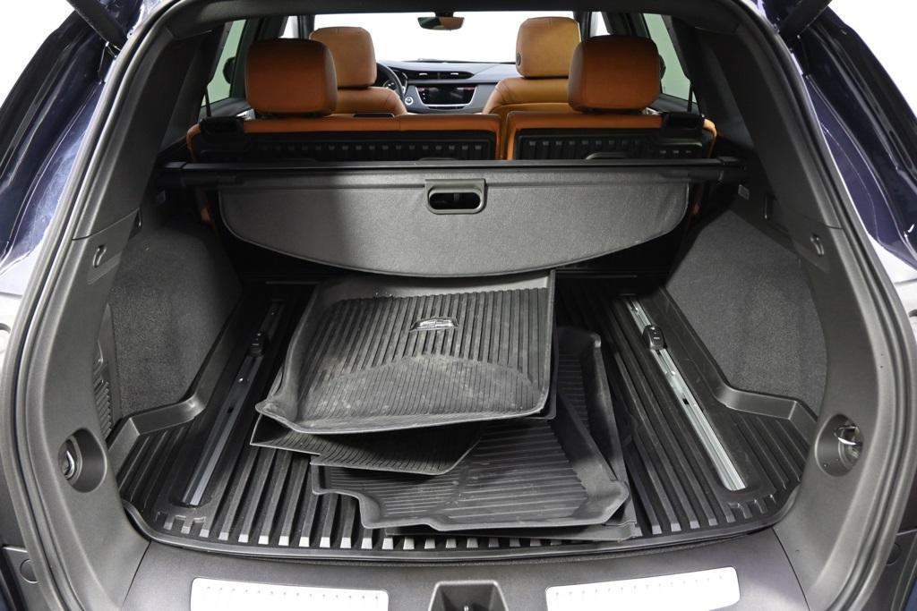 new 2025 Cadillac XT5 car, priced at $60,360
