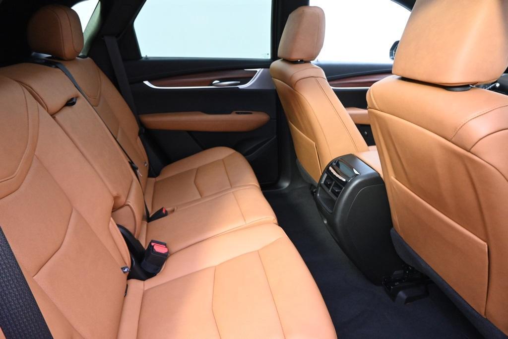 new 2025 Cadillac XT5 car, priced at $60,360