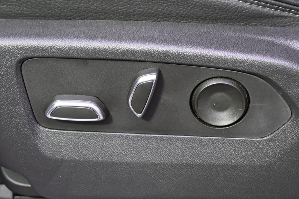 used 2023 GMC Sierra 1500 car, priced at $52,390