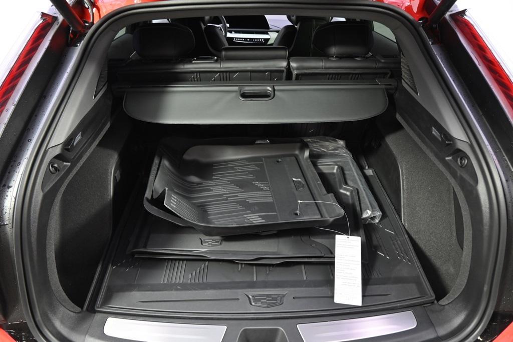 new 2025 Cadillac OPTIQ car, priced at $59,810