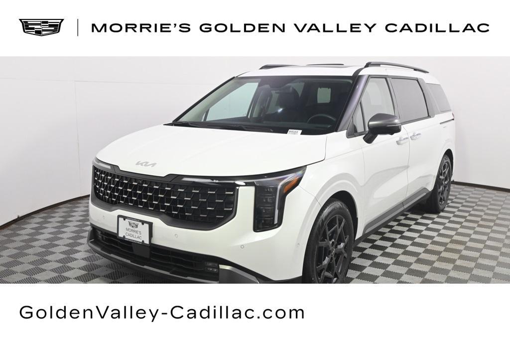 used 2025 Kia Carnival car, priced at $43,777