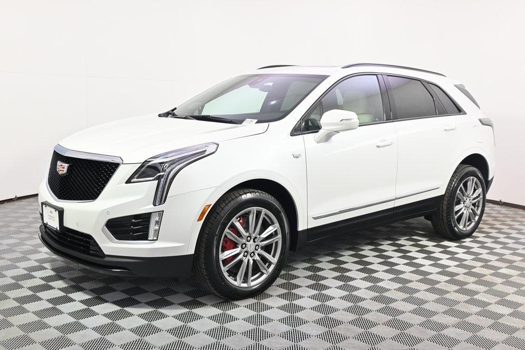 new 2025 Cadillac XT5 car, priced at $60,410