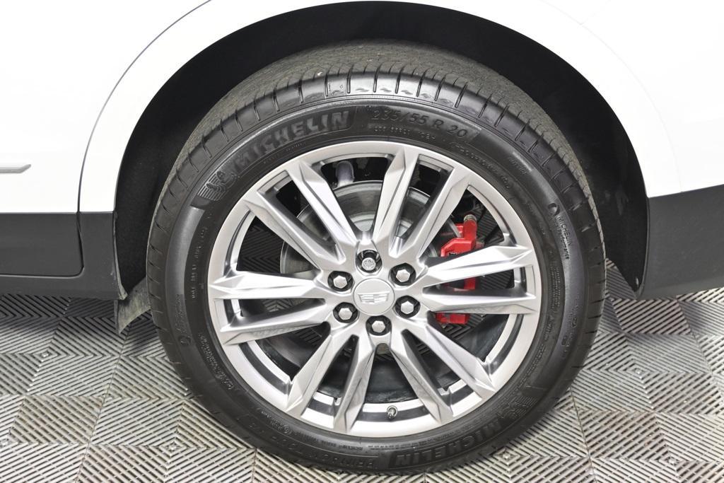 new 2025 Cadillac XT5 car, priced at $56,993