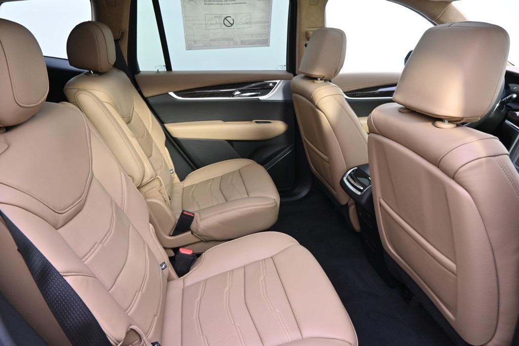 new 2025 Cadillac XT6 car, priced at $75,160