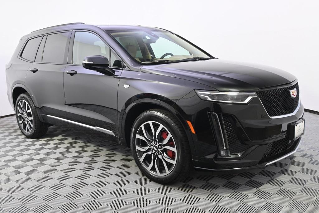 new 2025 Cadillac XT6 car, priced at $75,160