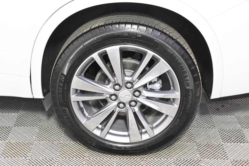 used 2025 Cadillac XT6 car, priced at $46,998