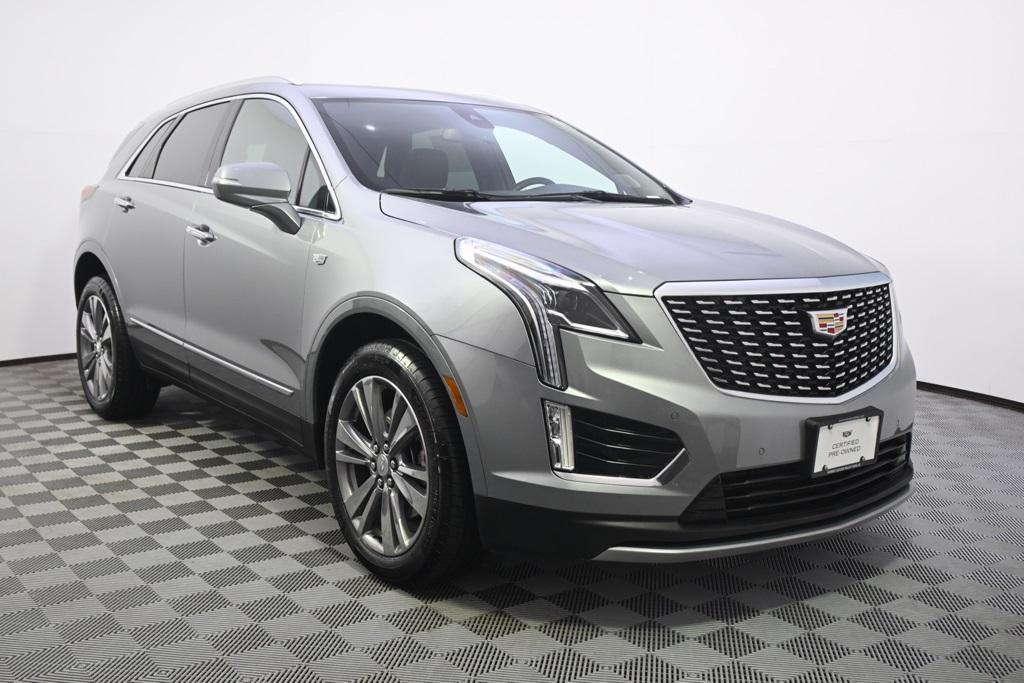 used 2025 Cadillac XT5 car, priced at $42,998