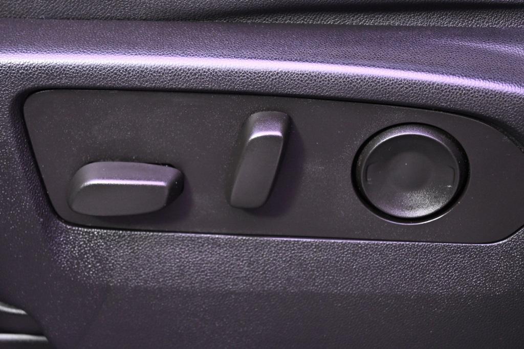 used 2023 GMC Yukon XL car, priced at $48,333