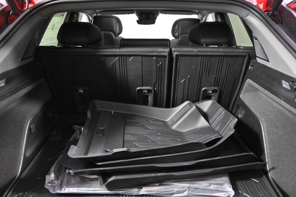 new 2025 Cadillac OPTIQ car, priced at $56,309