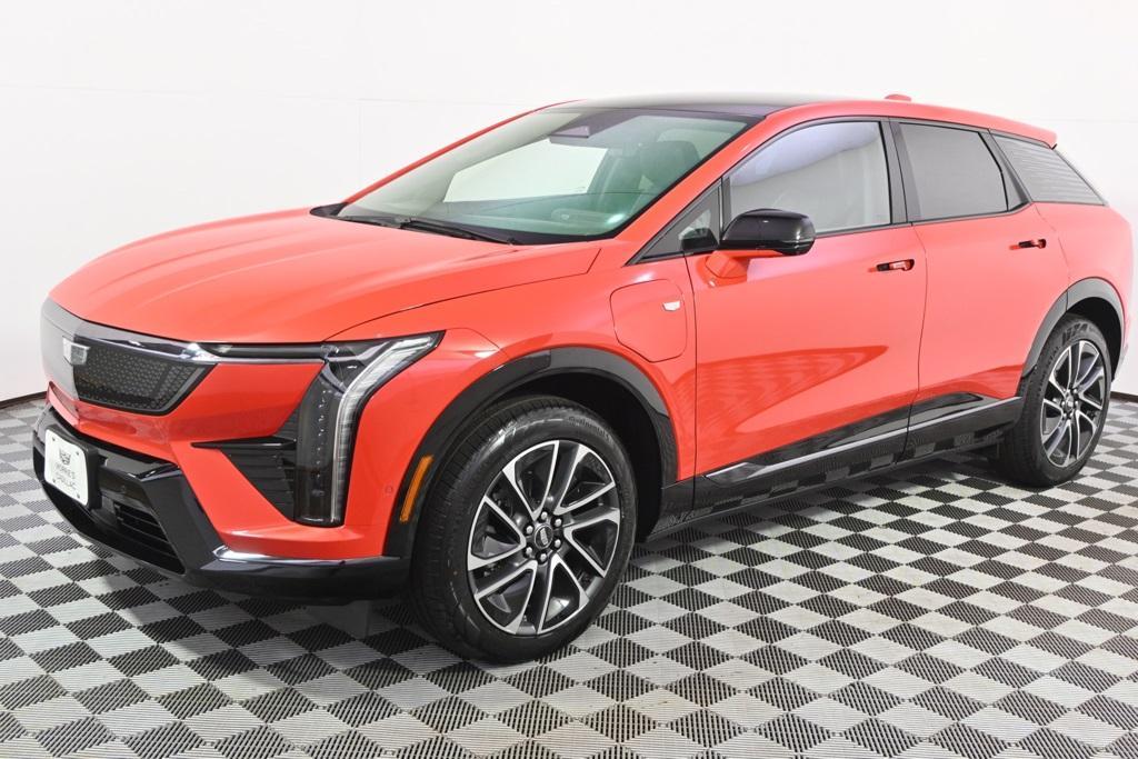 new 2025 Cadillac OPTIQ car, priced at $56,309