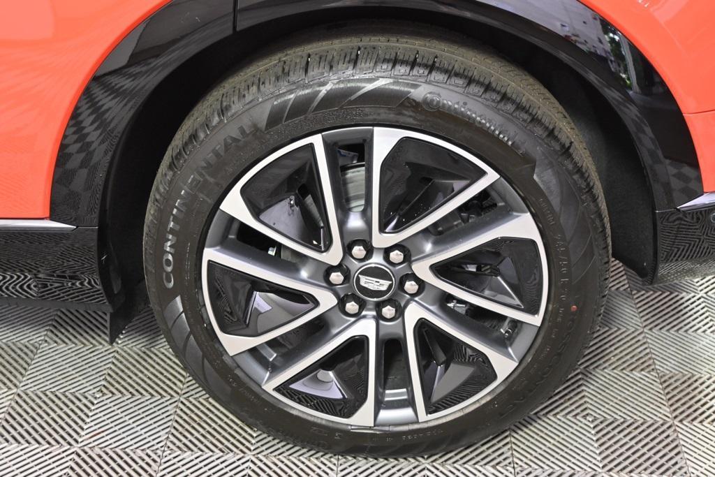new 2025 Cadillac OPTIQ car, priced at $56,309