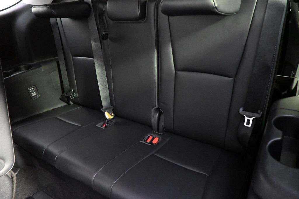 used 2020 Toyota Highlander Hybrid car, priced at $31,888