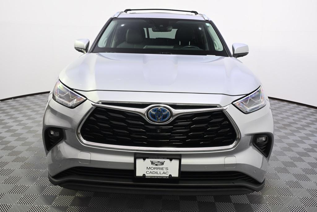 used 2020 Toyota Highlander Hybrid car, priced at $31,888