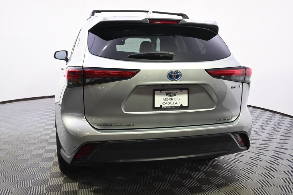 used 2020 Toyota Highlander Hybrid car, priced at $31,888