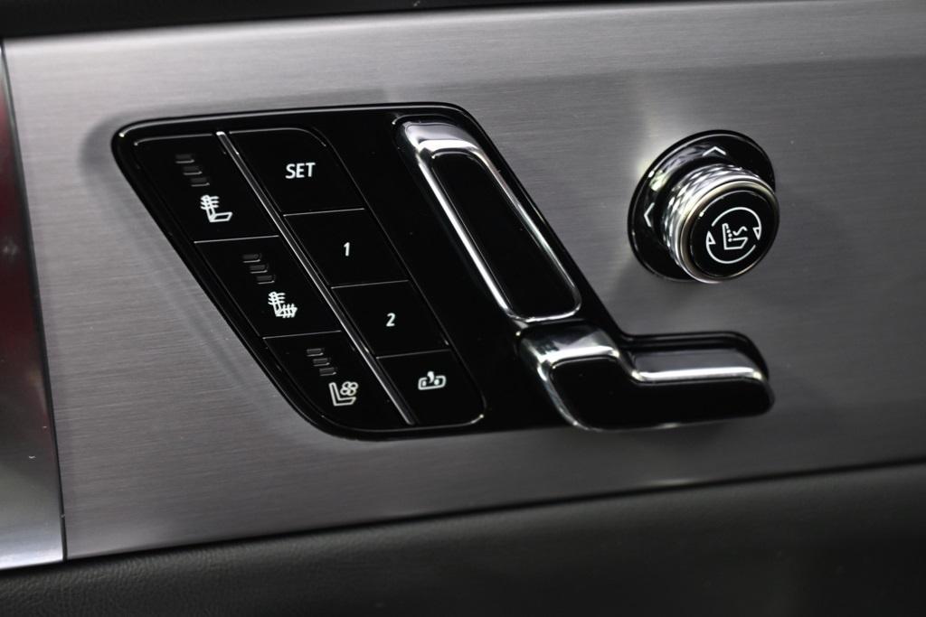 new 2026 Cadillac VISTIQ car, priced at $82,909