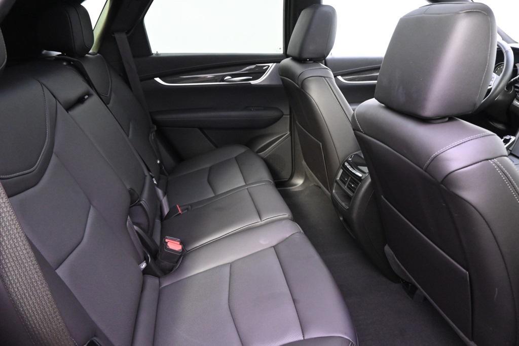 new 2025 Cadillac XT5 car, priced at $58,498