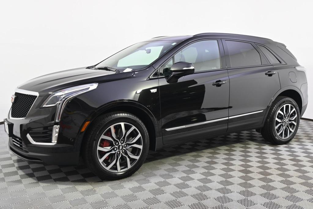 new 2025 Cadillac XT5 car, priced at $58,498
