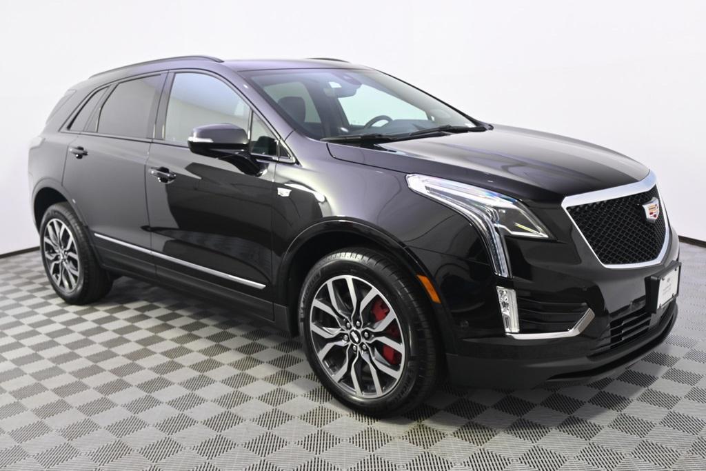 new 2025 Cadillac XT5 car, priced at $58,498