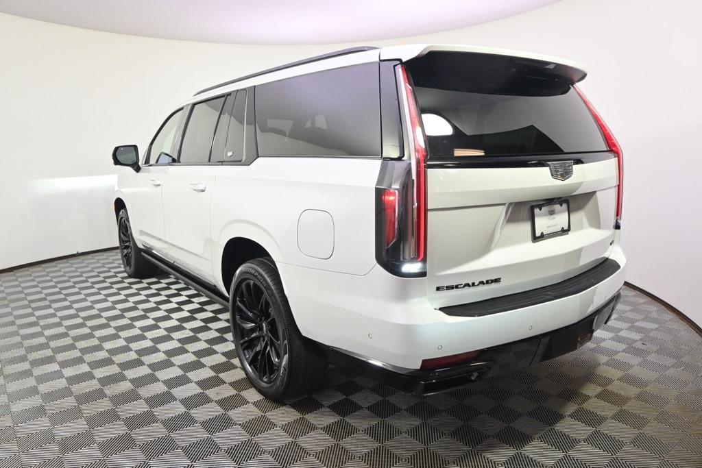 used 2021 Cadillac Escalade ESV car, priced at $69,990