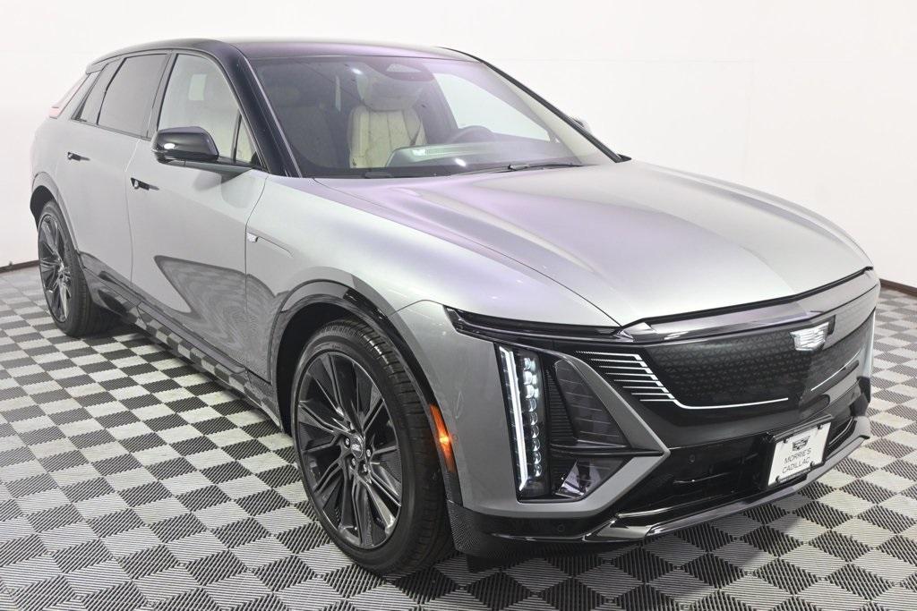 new 2025 Cadillac LYRIQ car, priced at $77,604