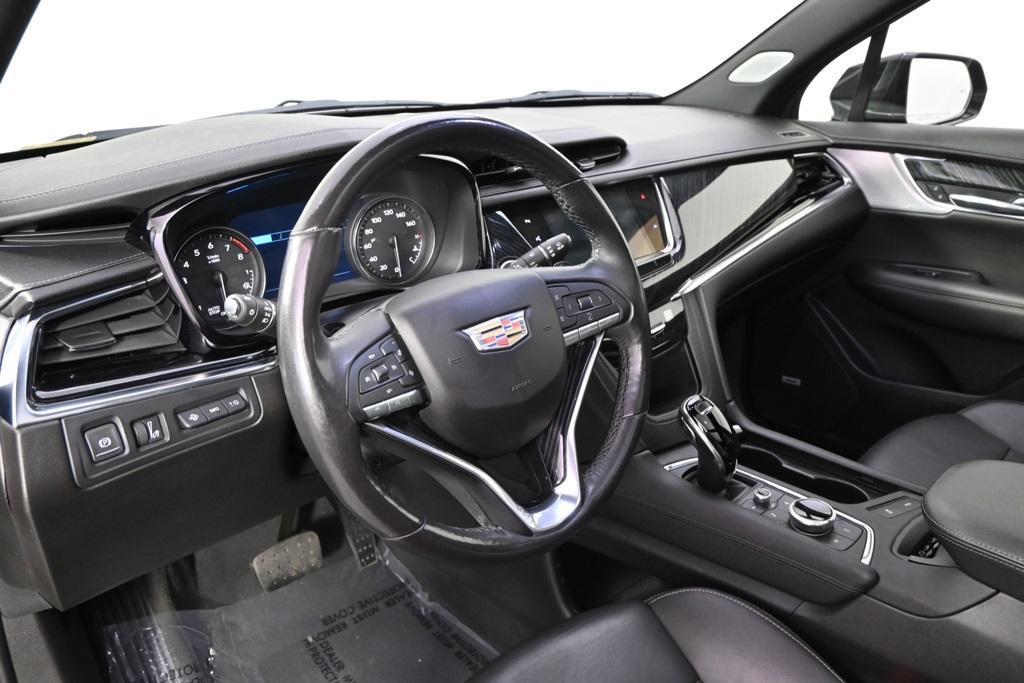 used 2021 Cadillac XT6 car, priced at $30,998