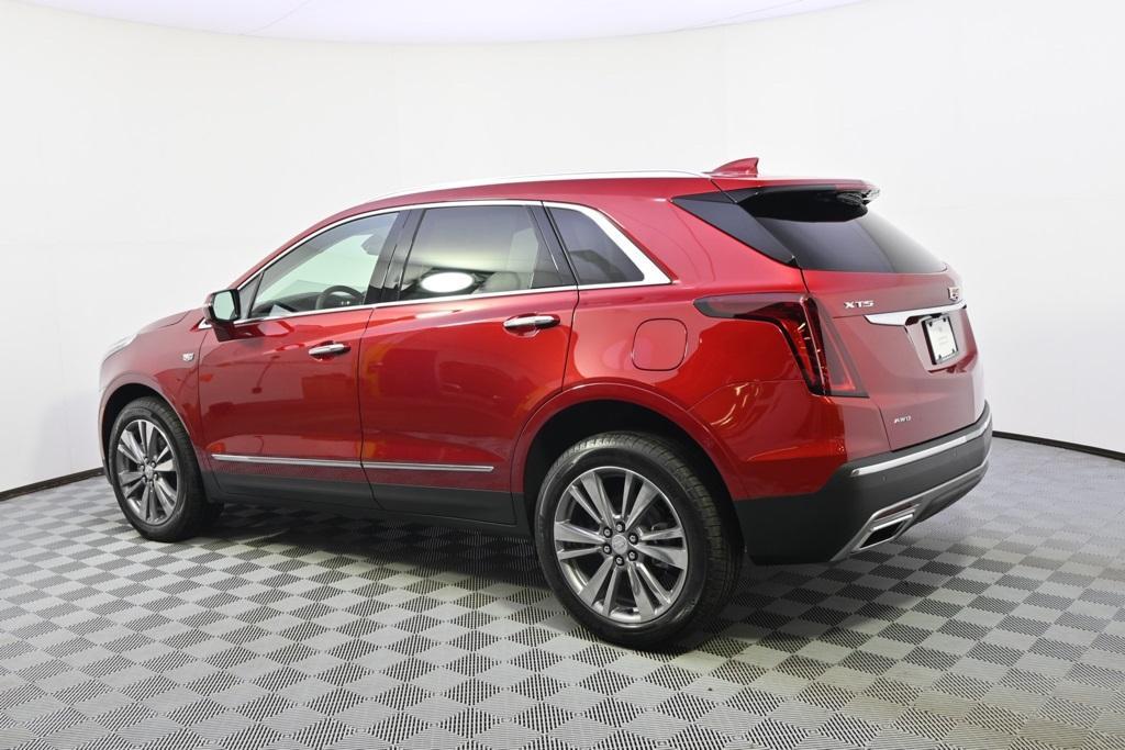 new 2025 Cadillac XT5 car, priced at $55,425