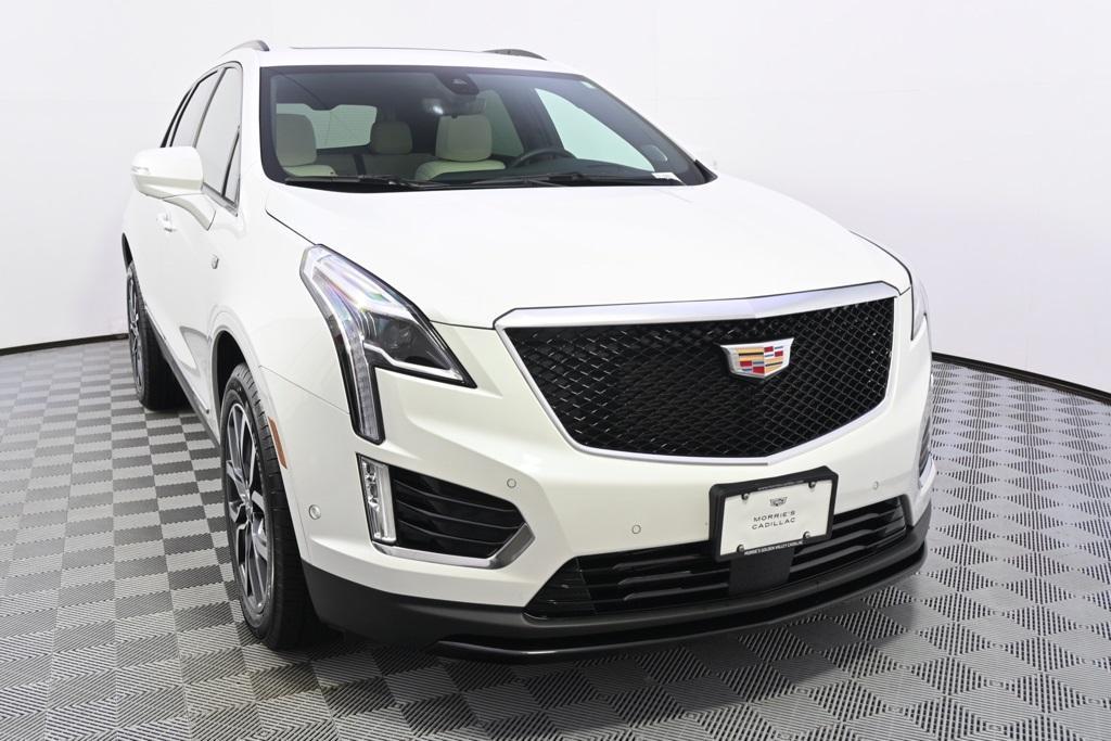 new 2025 Cadillac XT5 car, priced at $58,498