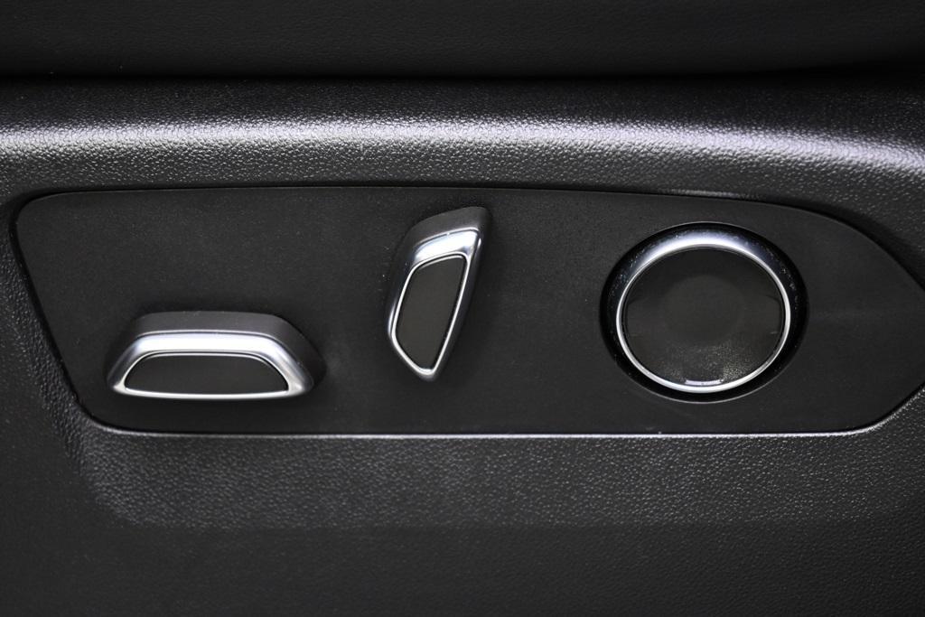 used 2021 Cadillac Escalade car, priced at $64,998