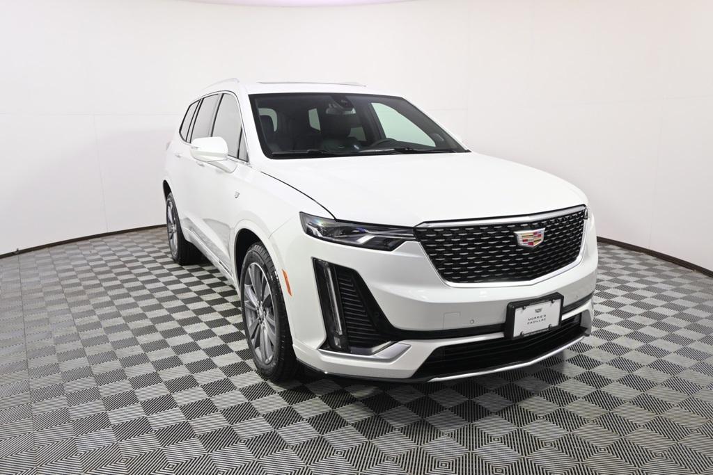 new 2025 Cadillac XT6 car, priced at $58,015