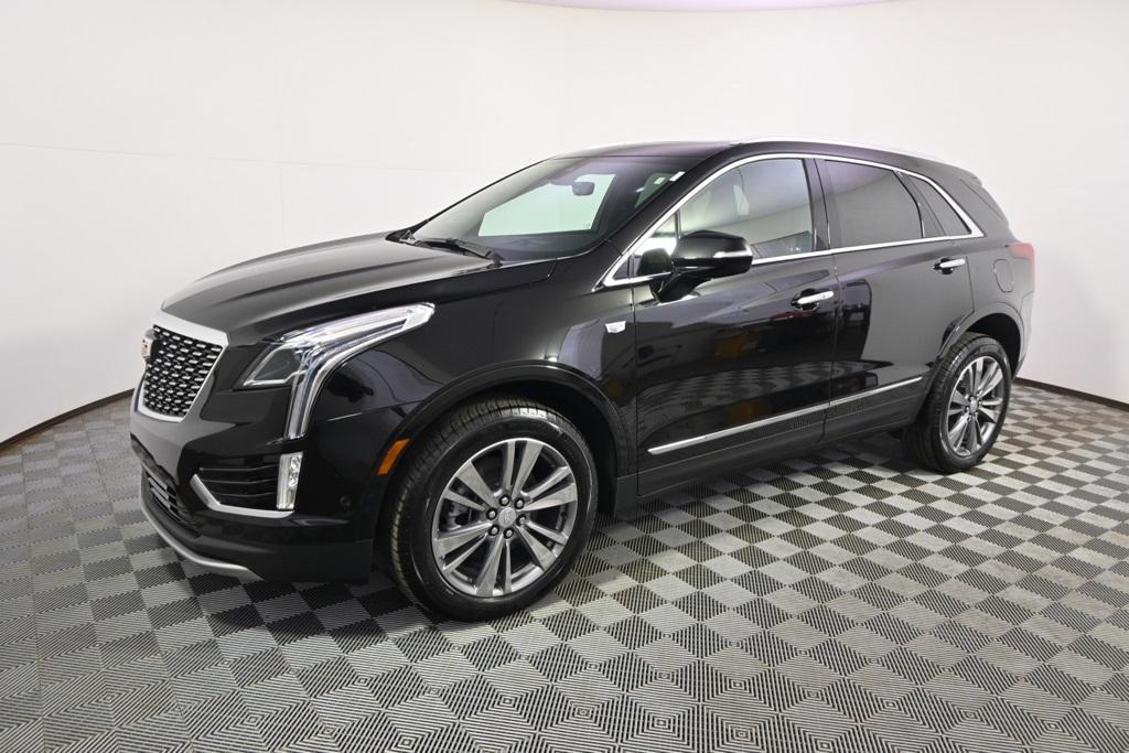 new 2025 Cadillac XT5 car, priced at $58,640