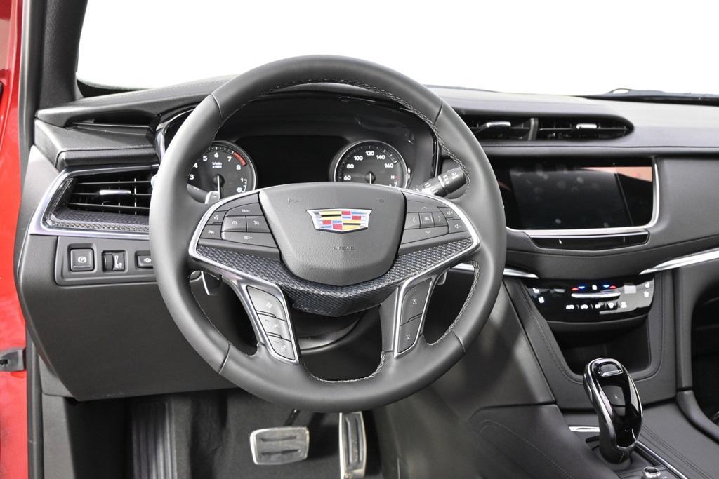 new 2025 Cadillac XT5 car, priced at $64,909