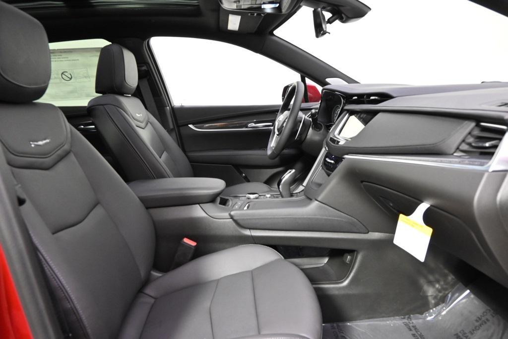new 2025 Cadillac XT5 car, priced at $64,909