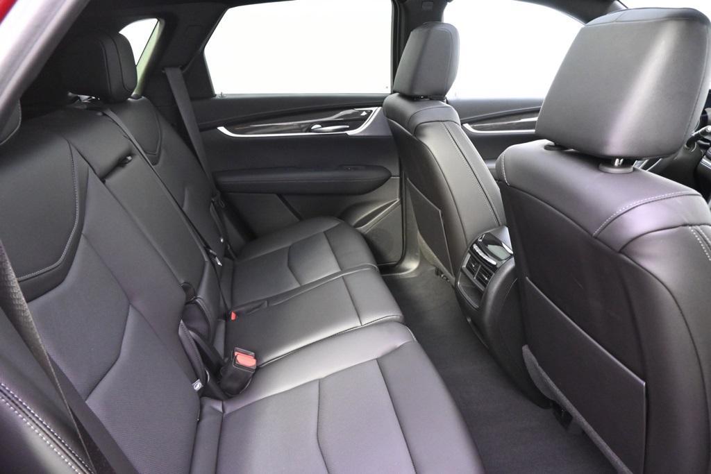 new 2025 Cadillac XT5 car, priced at $62,498