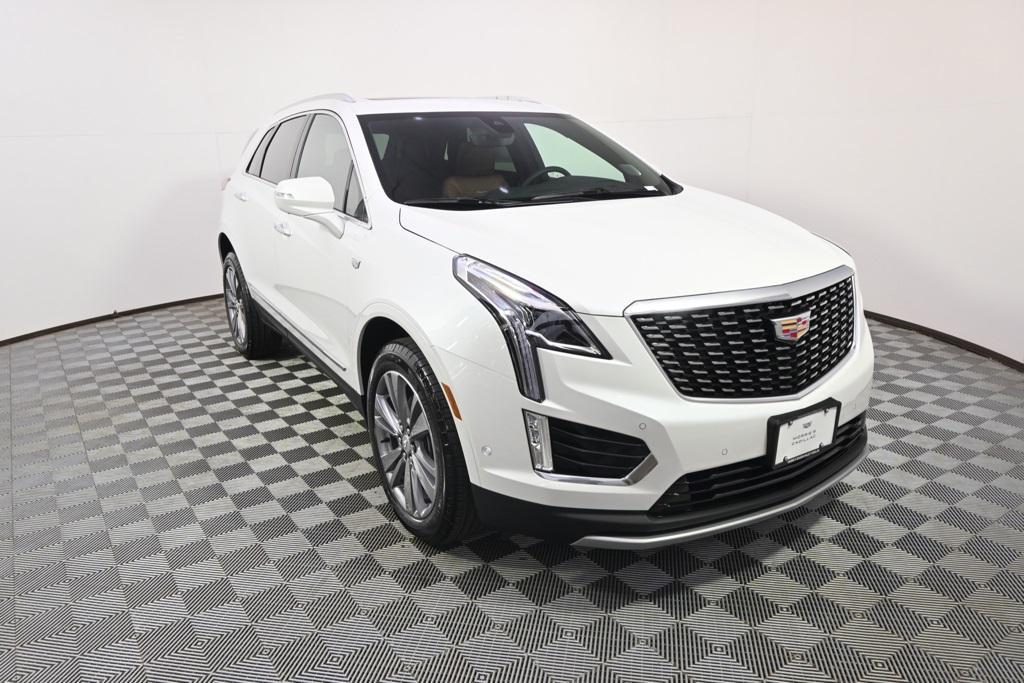 new 2025 Cadillac XT5 car, priced at $57,395