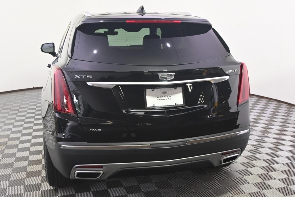 new 2025 Cadillac XT5 car, priced at $52,498