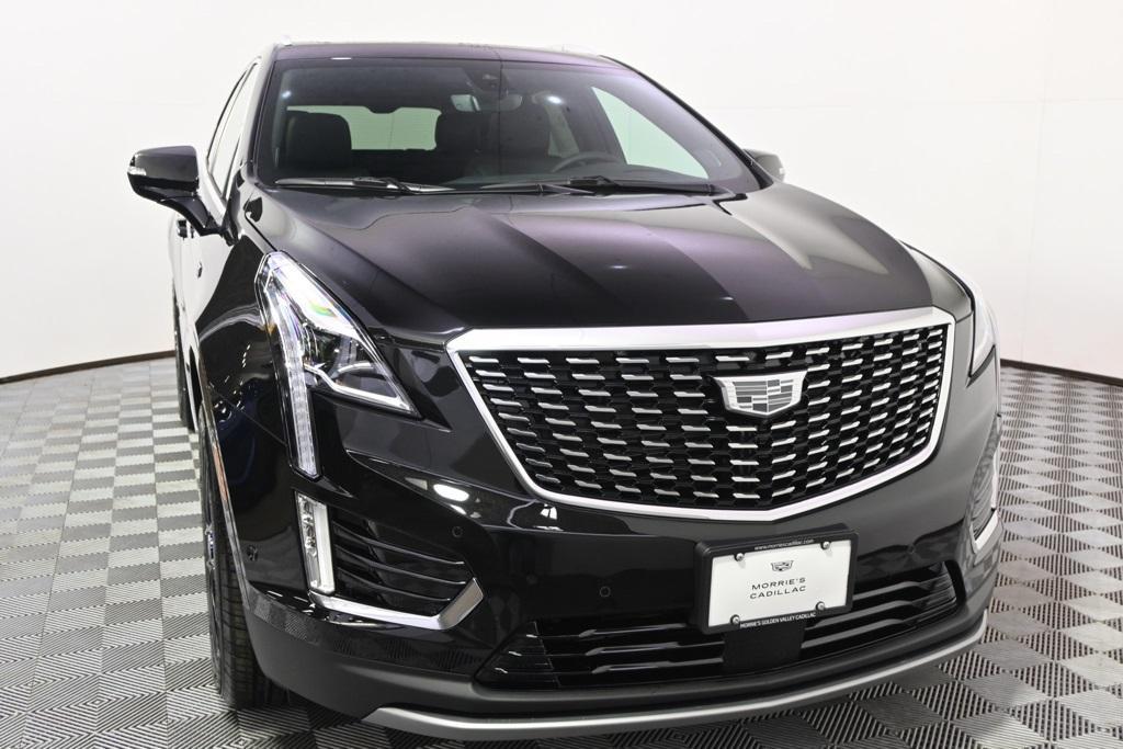 new 2025 Cadillac XT5 car, priced at $60,084