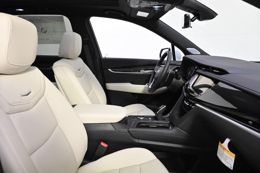 new 2025 Cadillac XT6 car, priced at $67,935