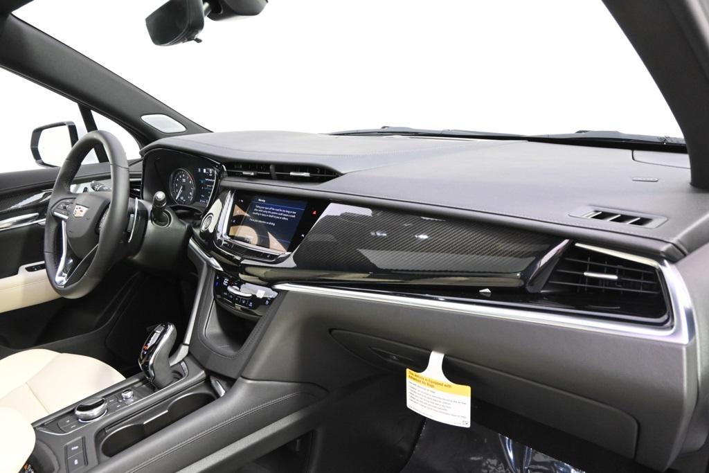 new 2025 Cadillac XT6 car, priced at $67,935