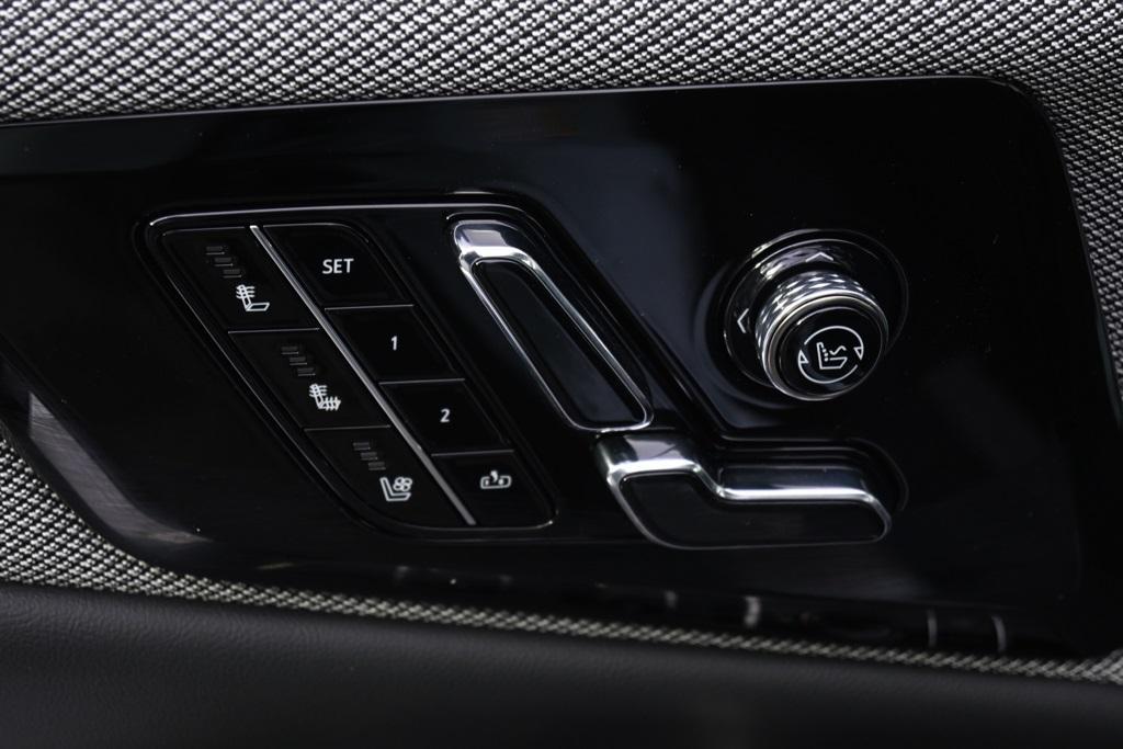 new 2025 Cadillac OPTIQ car, priced at $64,809