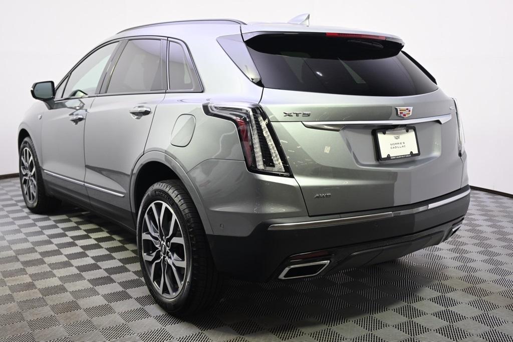 new 2025 Cadillac XT5 car, priced at $57,498