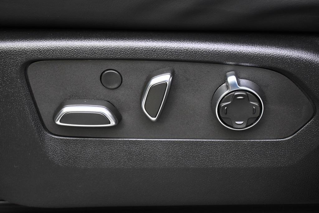 used 2023 Cadillac Escalade car, priced at $74,998