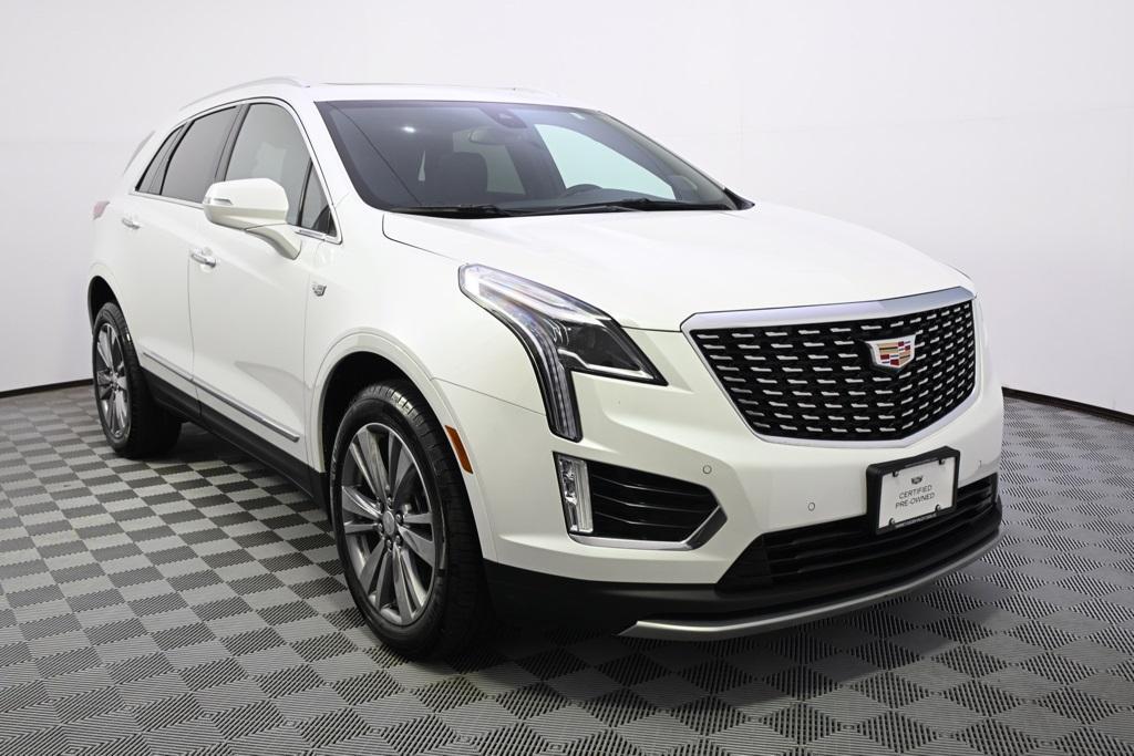 used 2025 Cadillac XT5 car, priced at $44,444