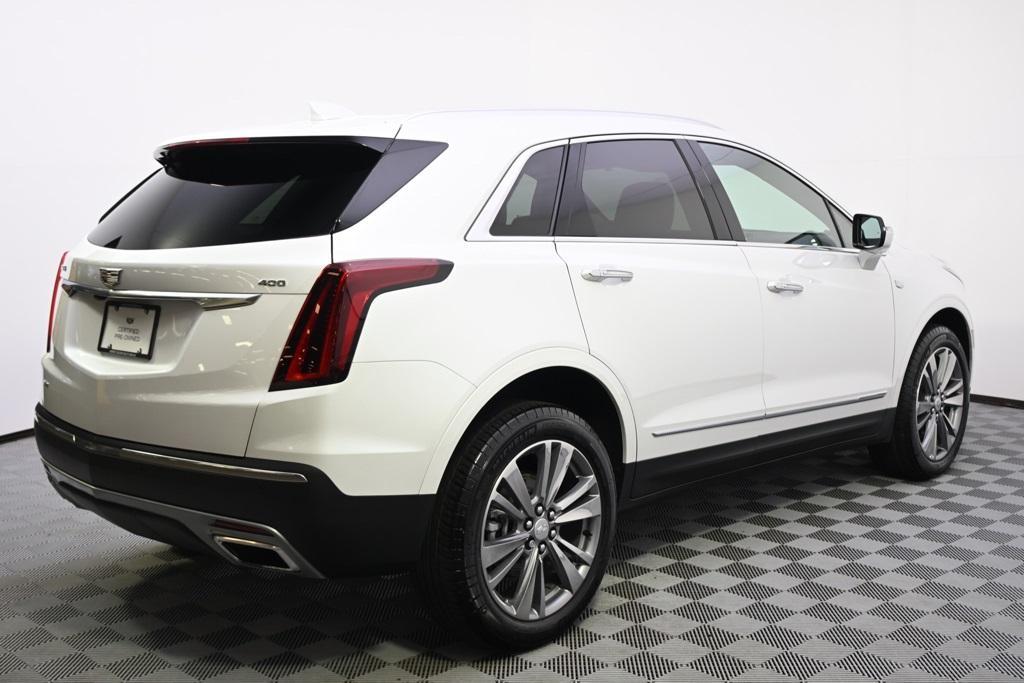 used 2025 Cadillac XT5 car, priced at $44,444